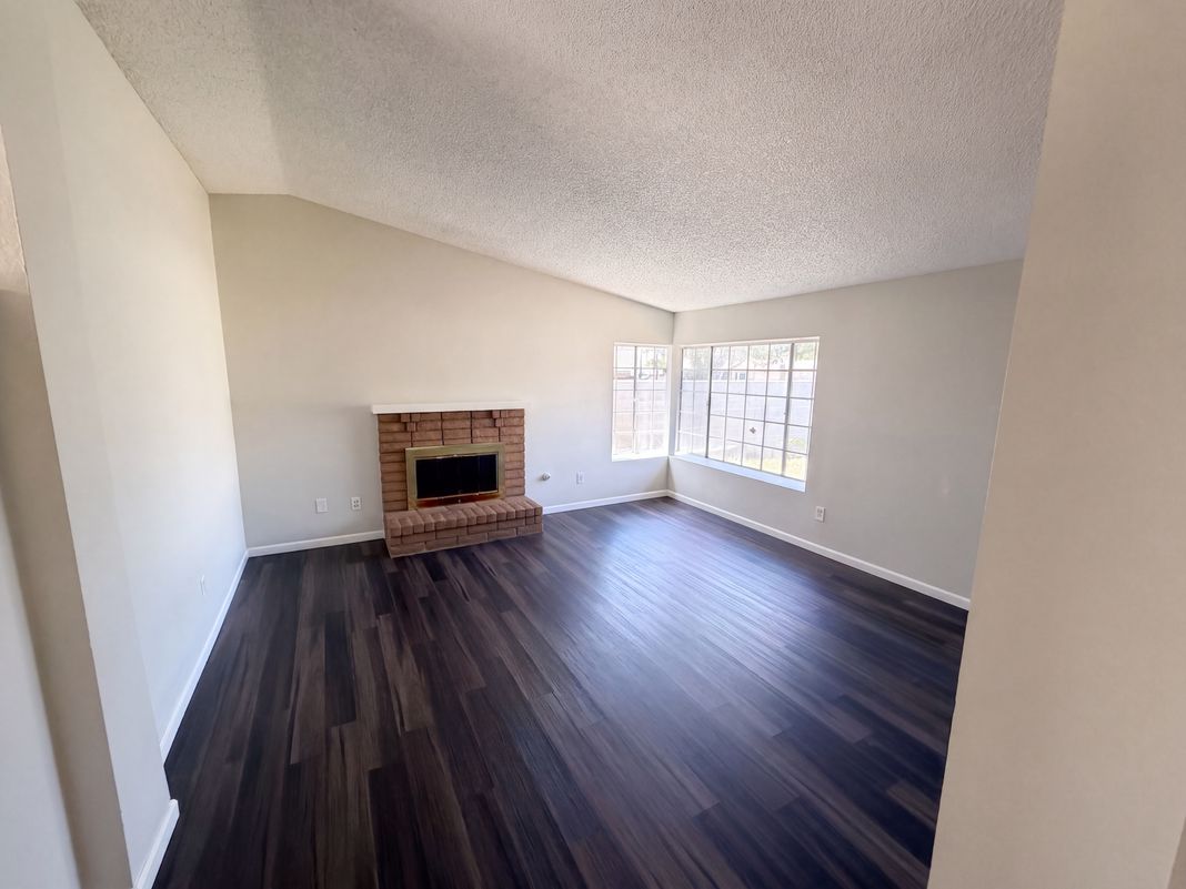 Property photo 3 of 2796 Shiells Ave