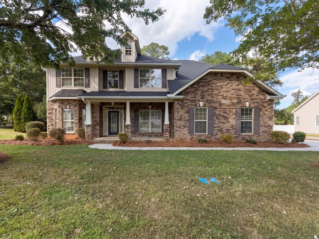 Property photo 1 of 2633 Park Ridge Blvd