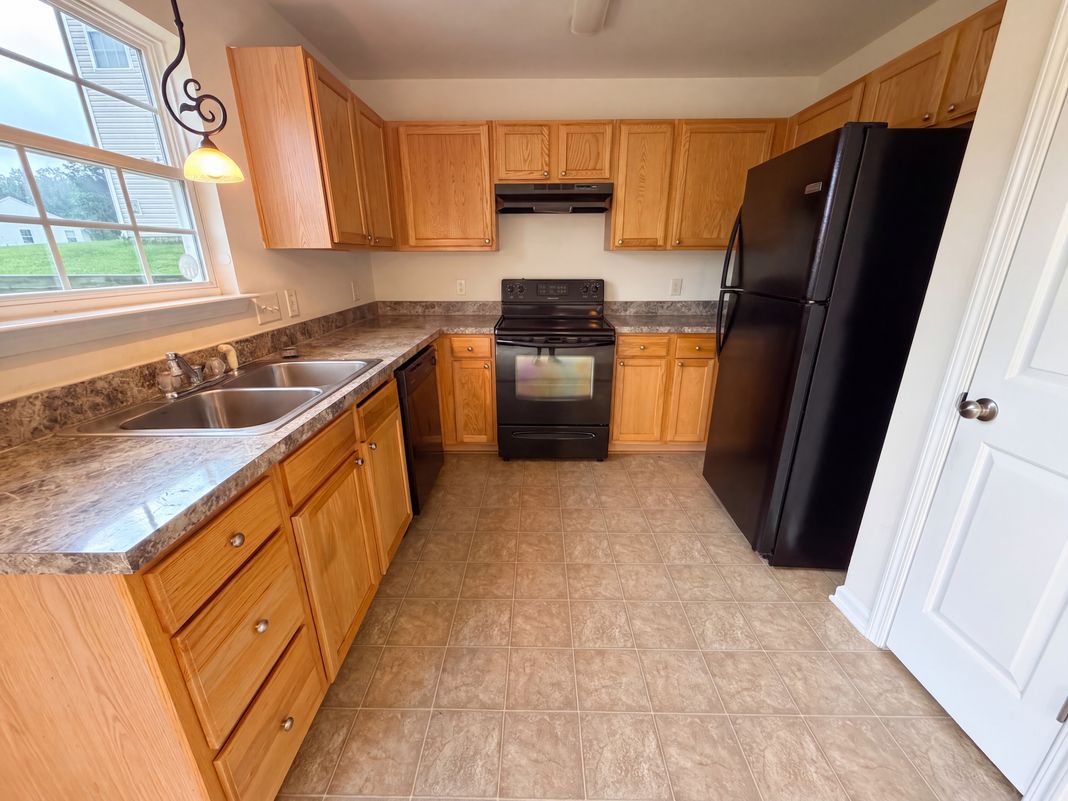 Property photo 2 of 315 Royal Grey Ct