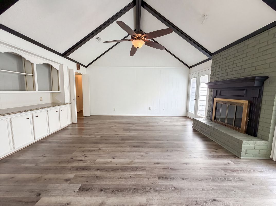 Property photo 3 of 7807 Bideford Ln