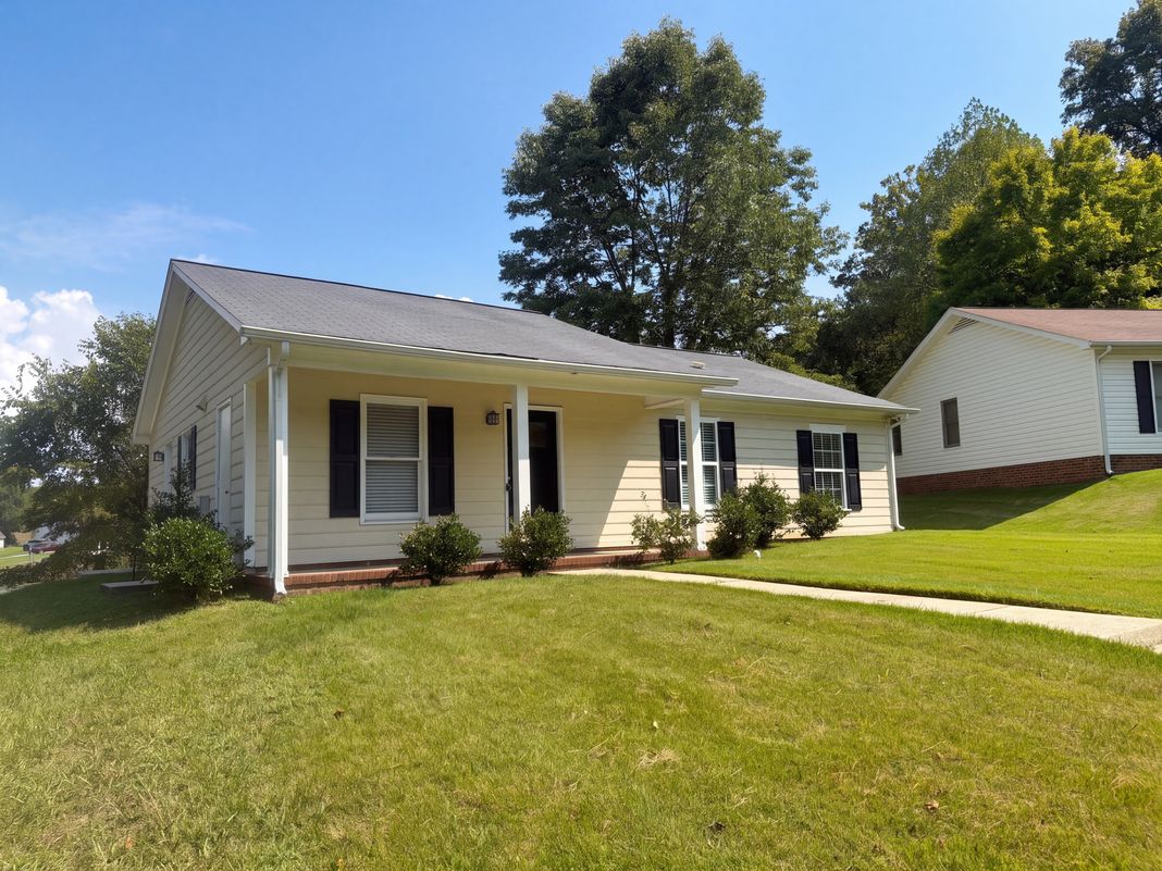 Property photo 1 of 3903 Bears Creek Rd