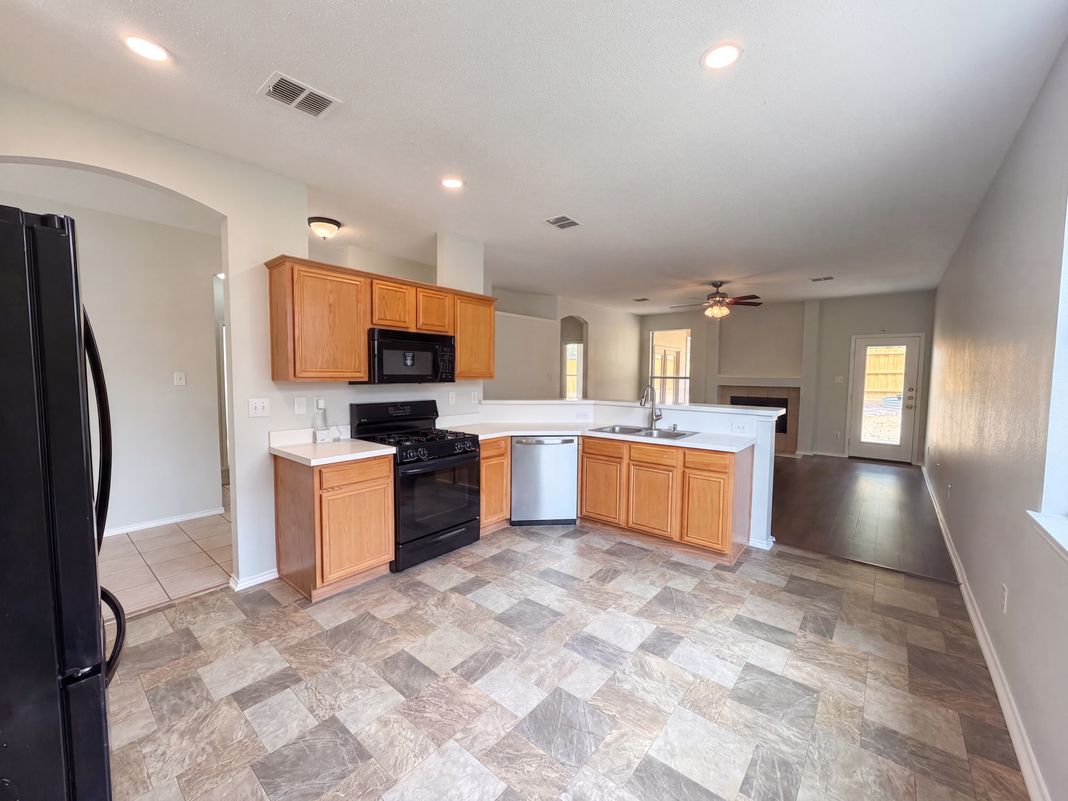 Property photo 2 of 12609 Black Cherry Ln