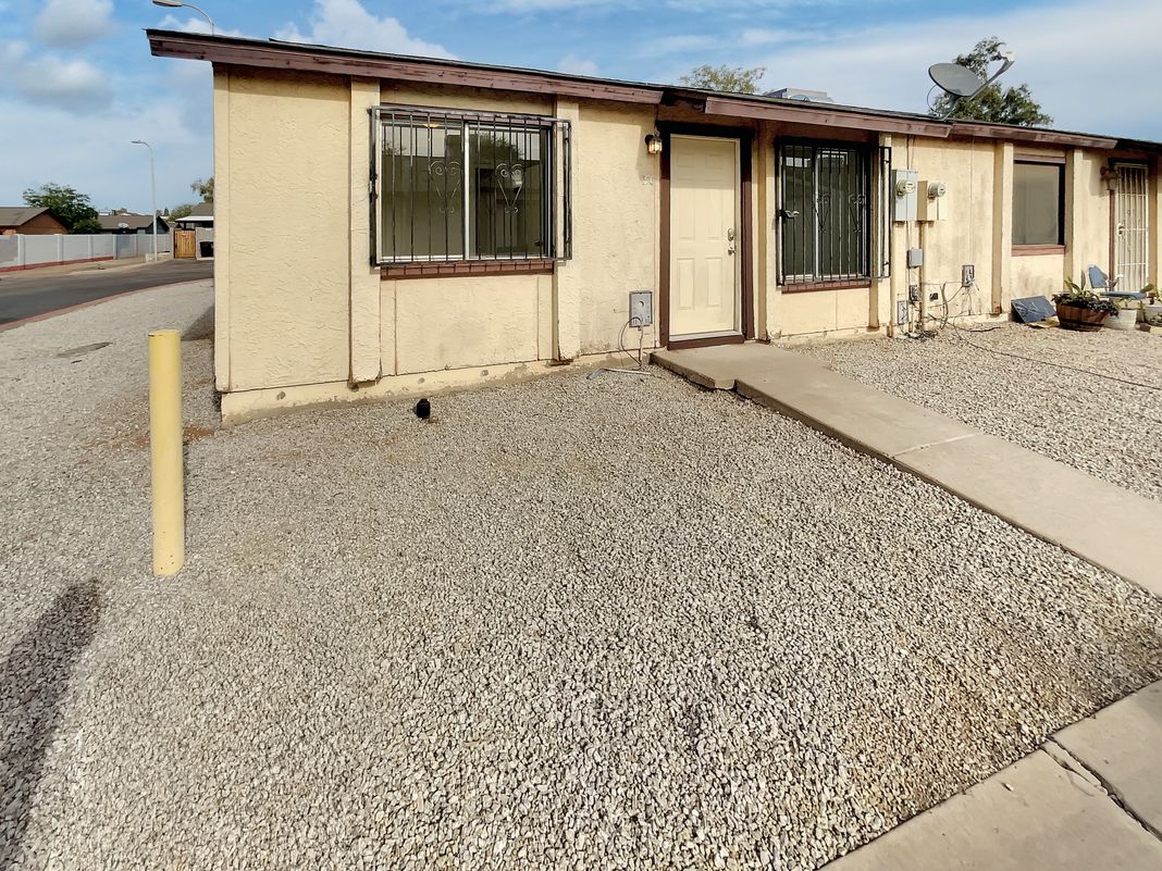 Property photo 1 of 3646 N 69th Ave Unit 36