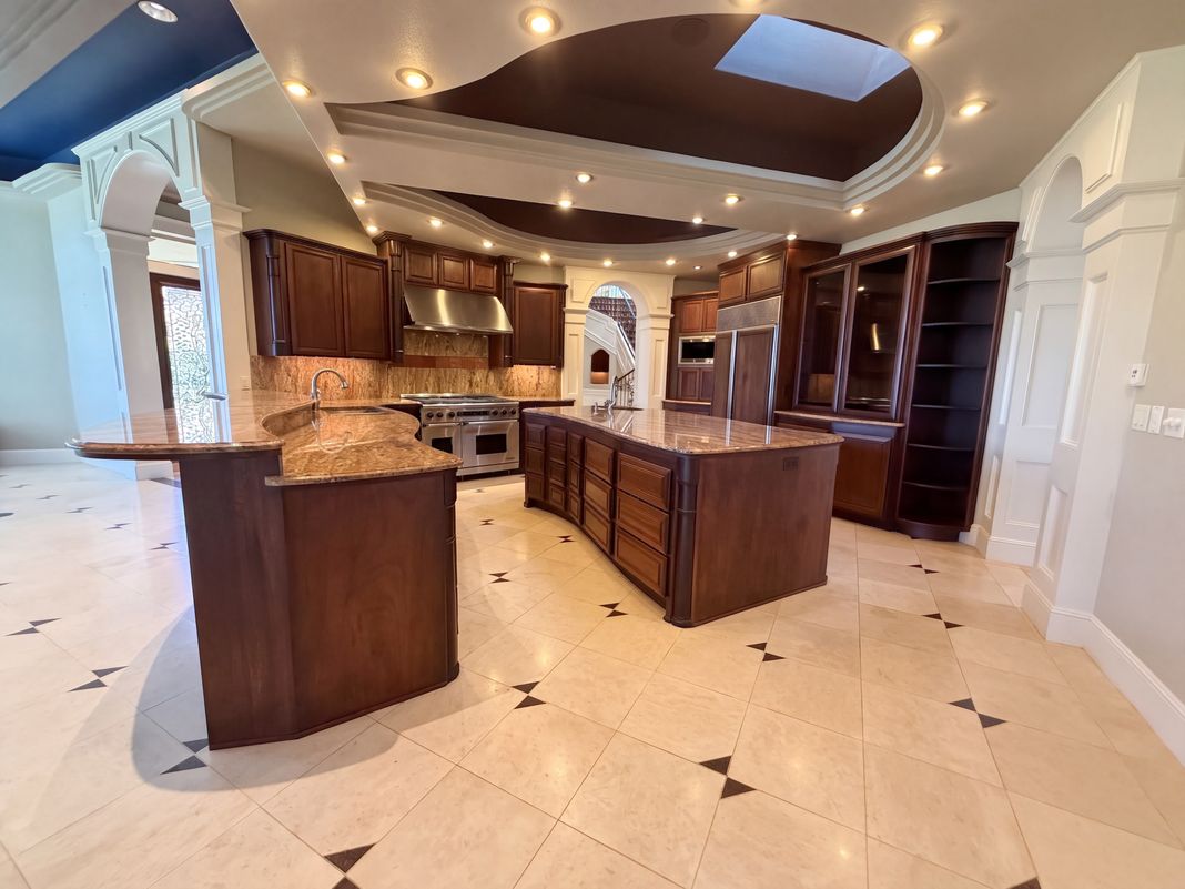 Property photo 2 of 17695 S Fieldstone Ct