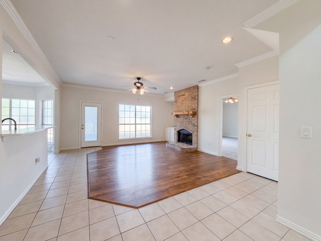 Property photo 3 of 3218 Berry Holw