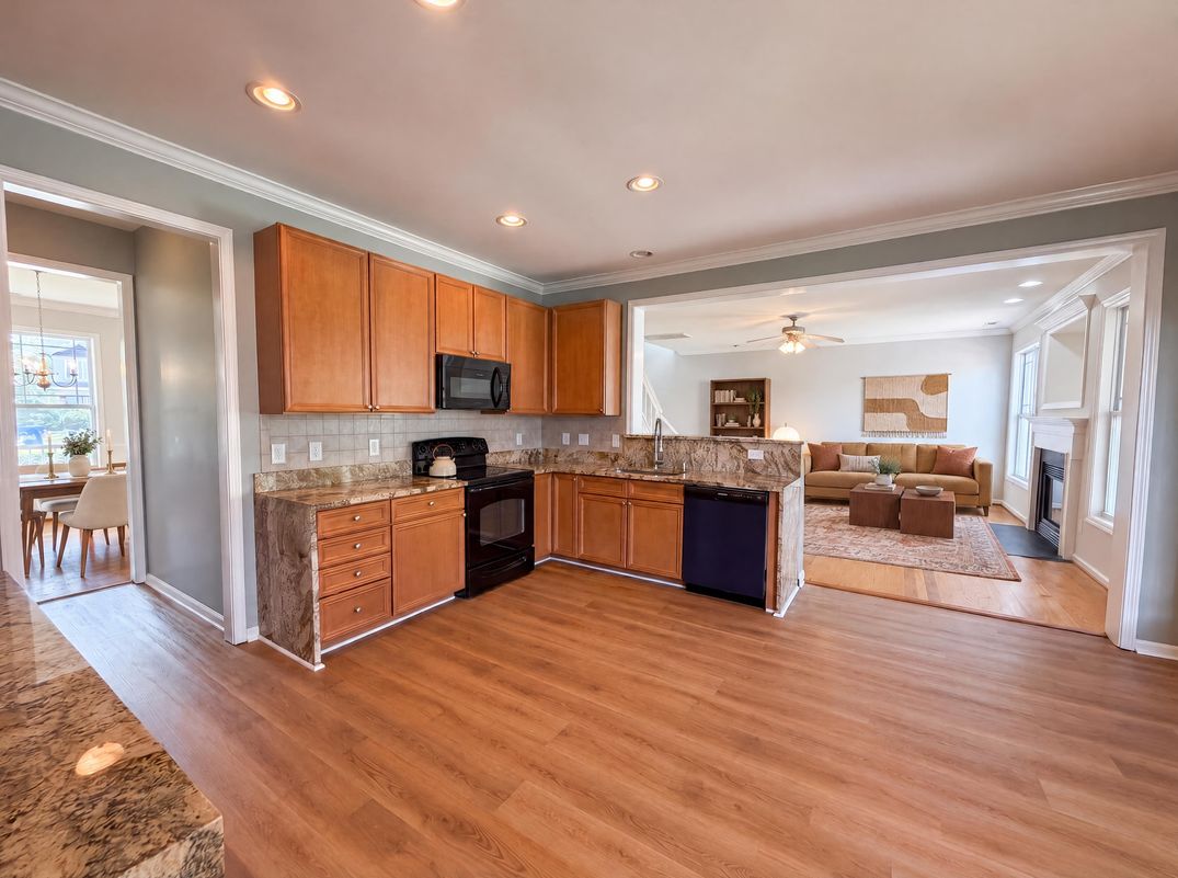 Property photo 2 of 4034 Patriot Ridge Ct