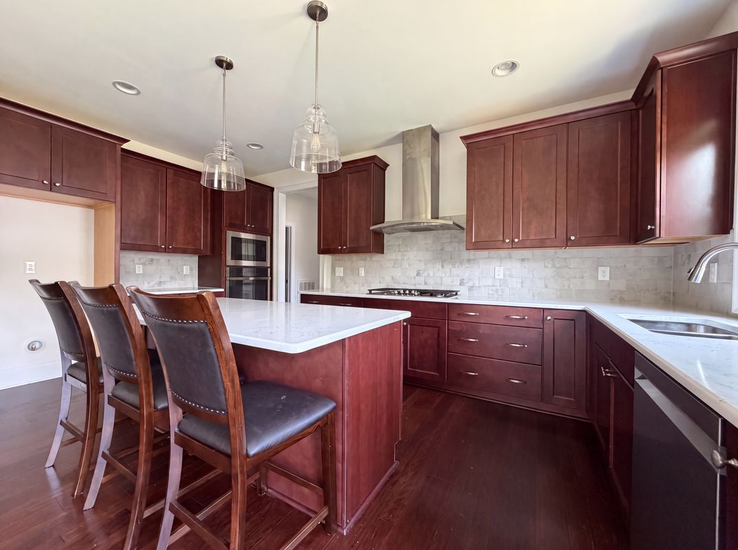 Property photo 2 of 205 Avocet Ln