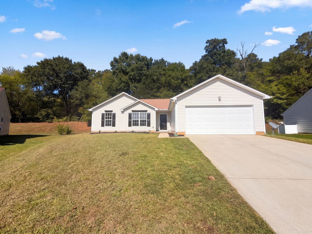 Property photo 1 of 2094 Chapel Creek Rd SW