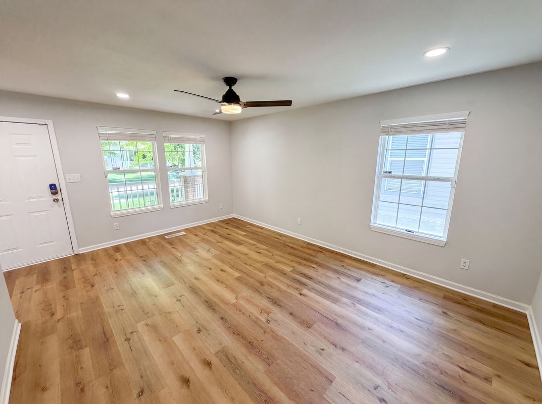Property photo 3 of 2242 N Alabama St