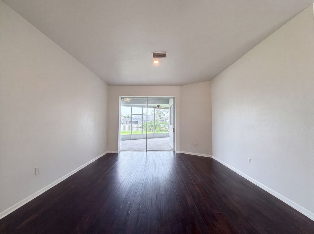 Property photo 3 of 12919 Prestwick Dr