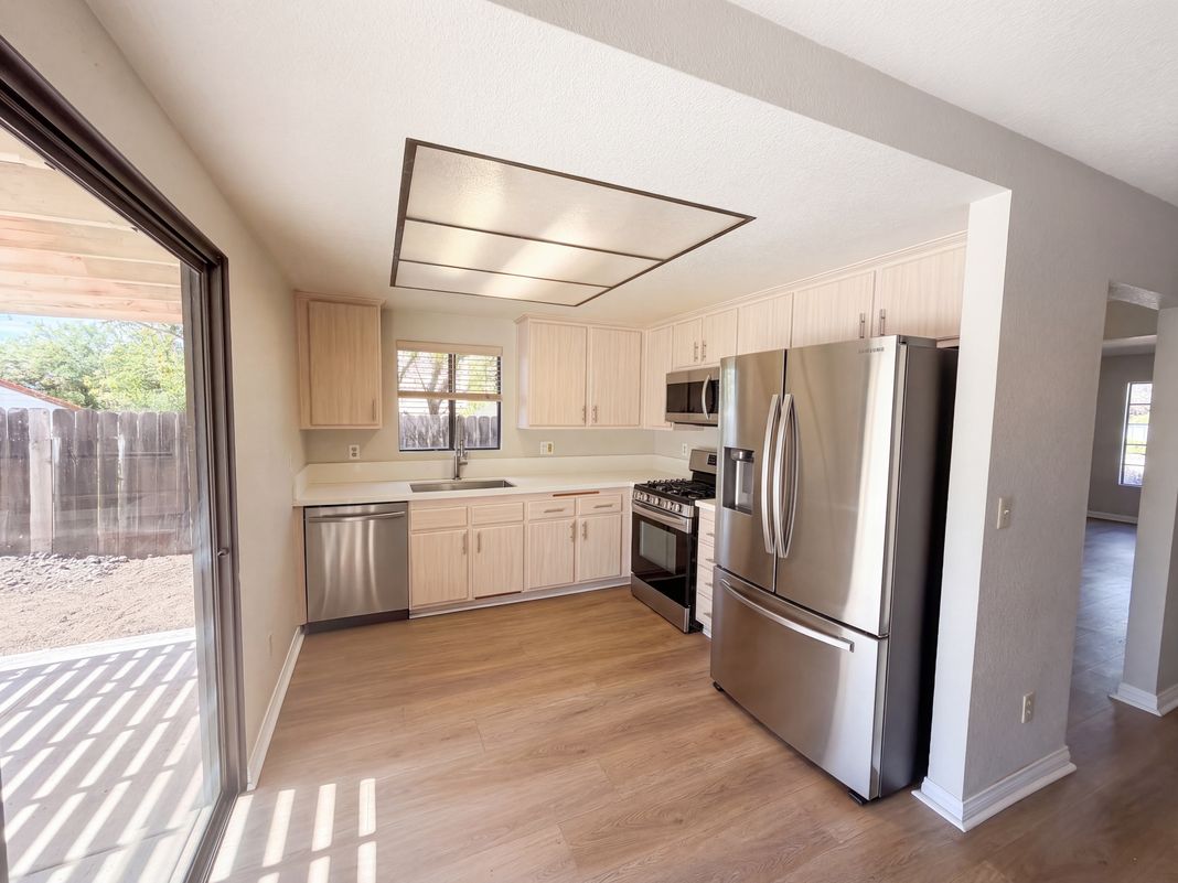 Property photo 3 of 25431 Pistache Ct
