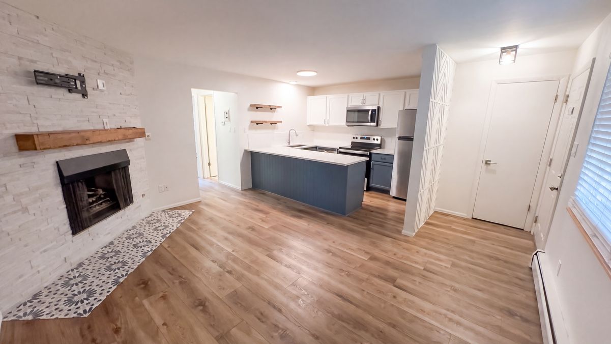 Property photo 3 of 412 S Main St # 2B3