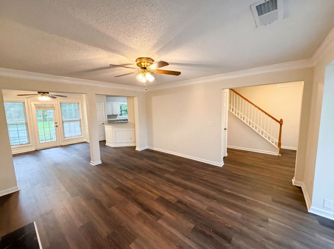Photo 13 of 34 of 215 Twin Brook Way, Lawrenceville, GA