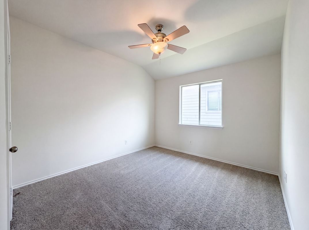 Photo 8 of 16 of 8608 Sagebrush Trl, Crossroads, TX