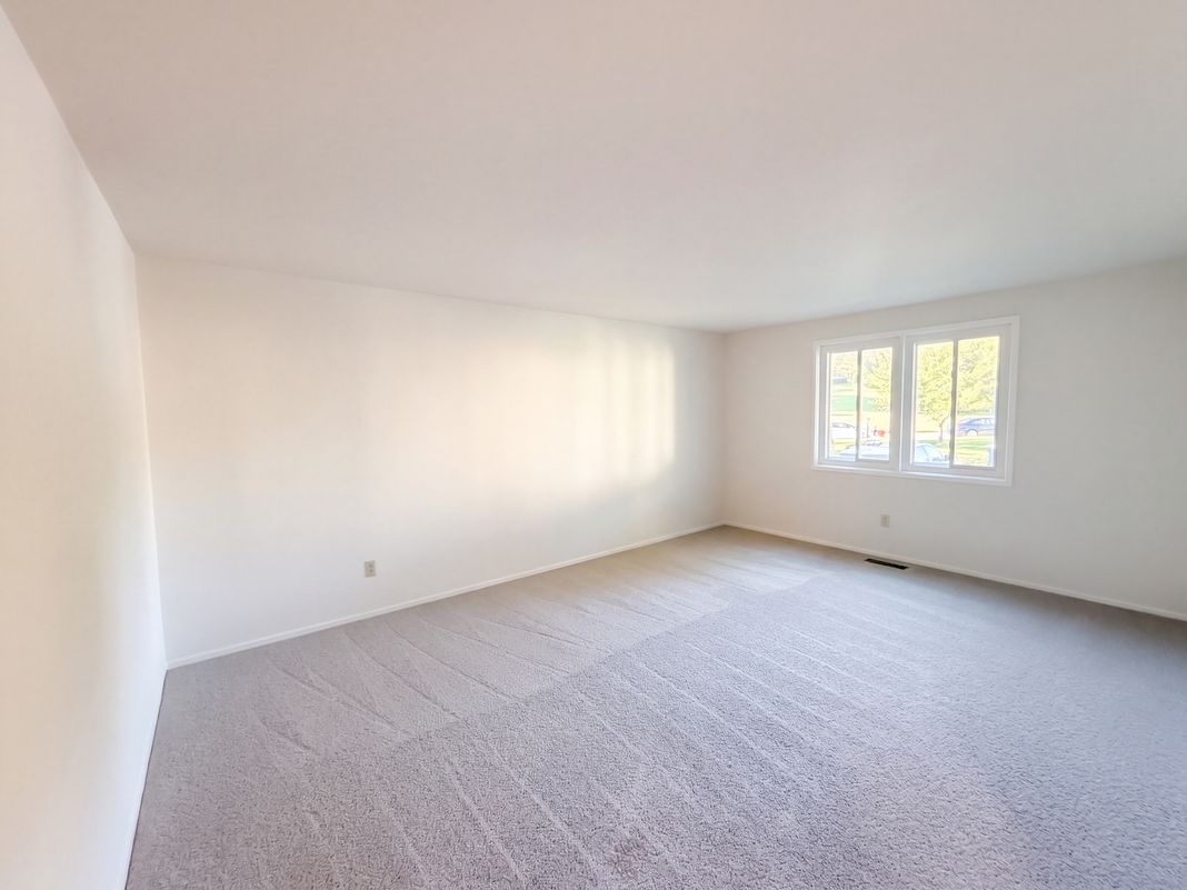 Property photo 3 of 19109 Capehart Dr