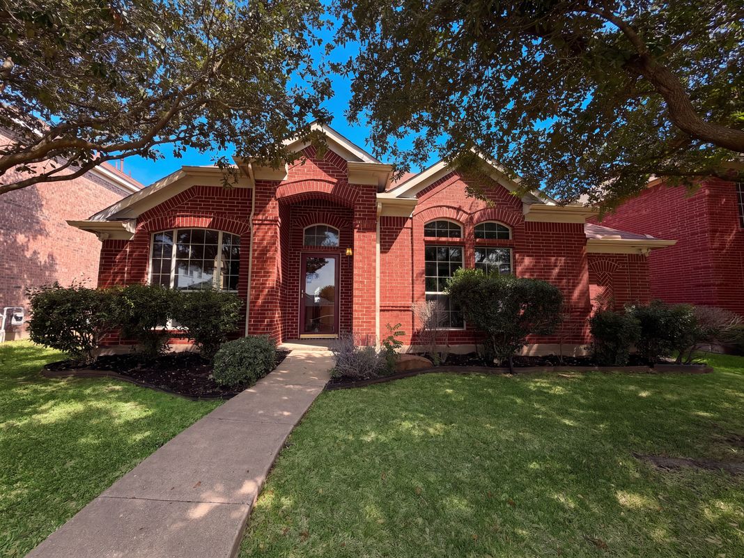 Property photo 1 of 1213 Whitecreek Dr