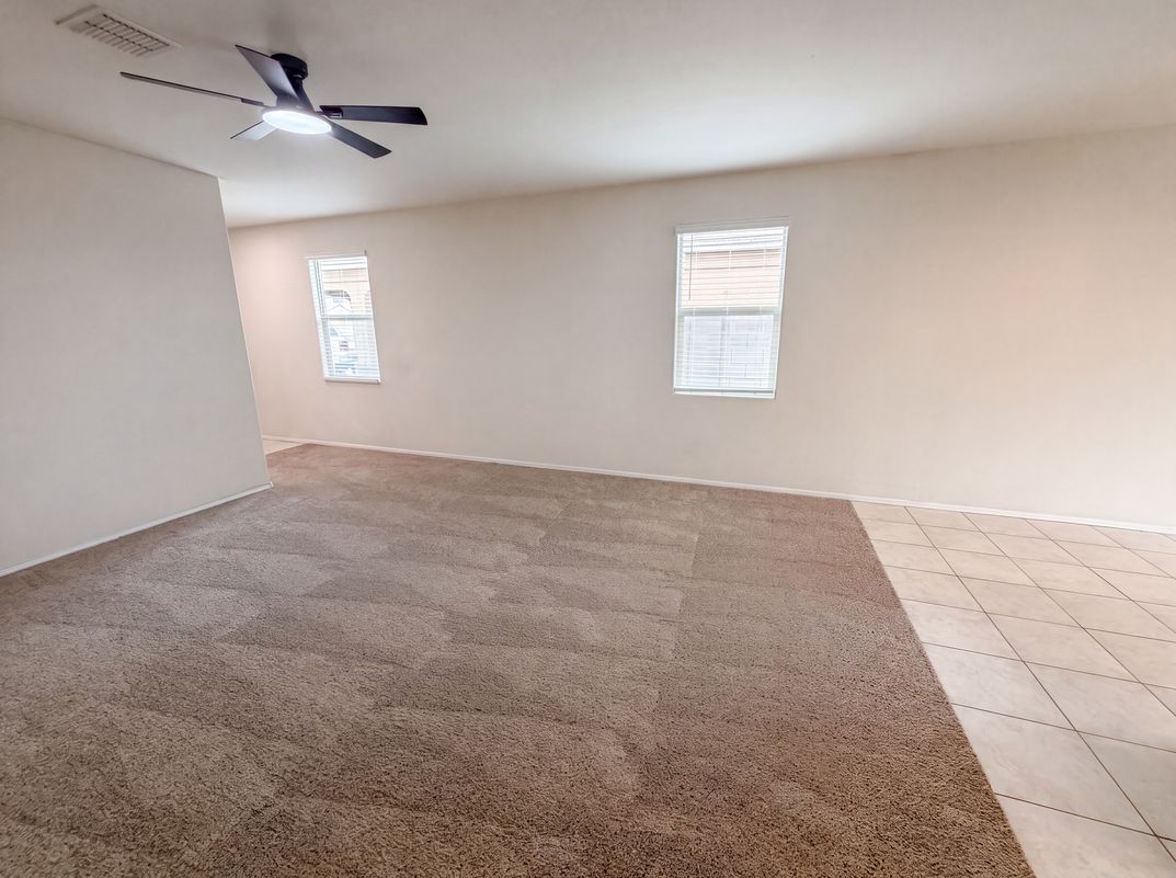 Property photo 3 of 30970 W Amelia Ave