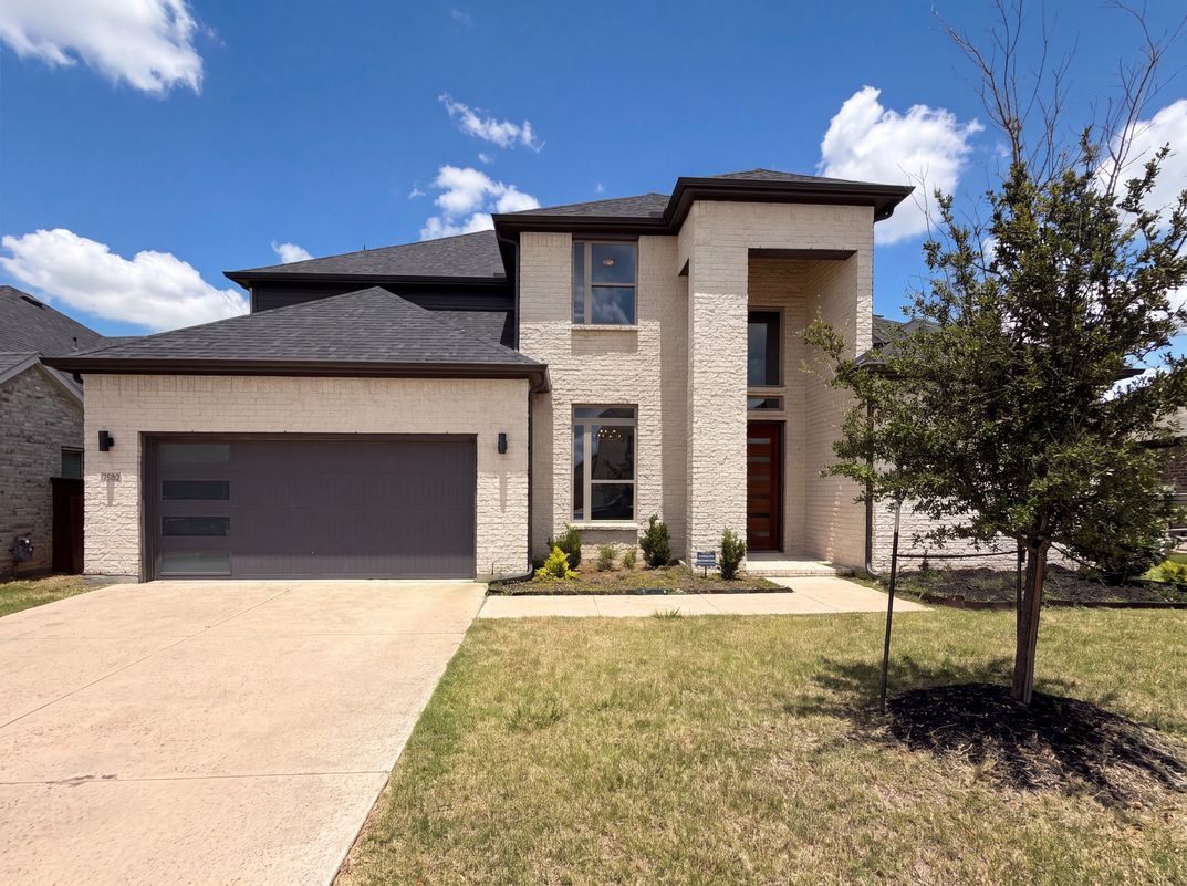 Property photo 1 of 7592 Sanctuary Dr