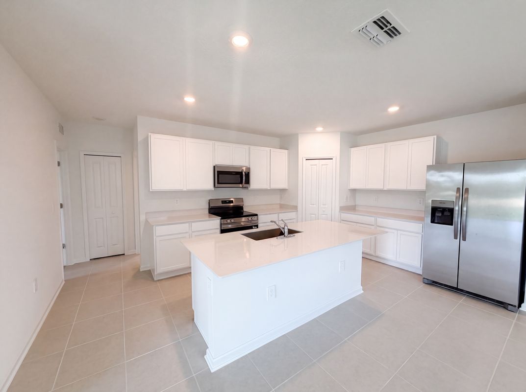 Property photo 2 of 4373 River Beacon Blvd