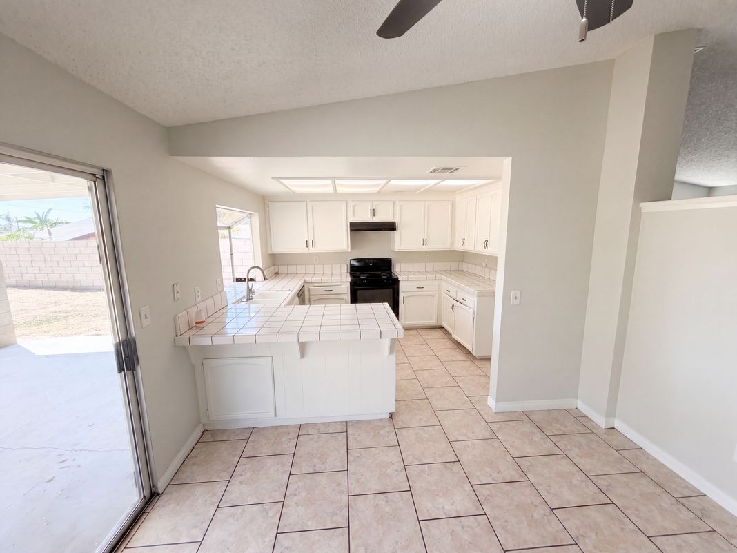 Property photo 2 of 2796 Shiells Ave