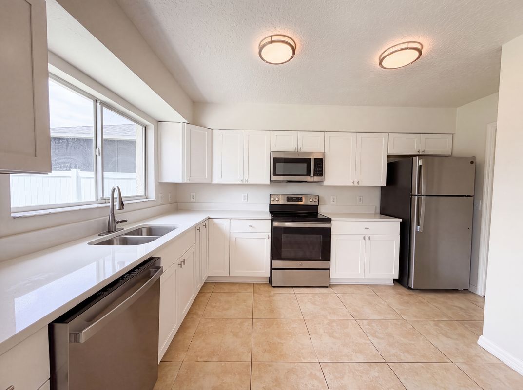 Property photo 2 of 13236 Pike Lake Dr