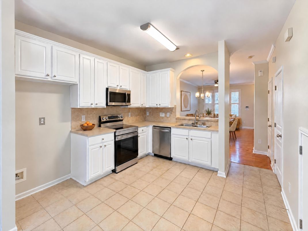 Property photo 2 of 7839 Spungold St
