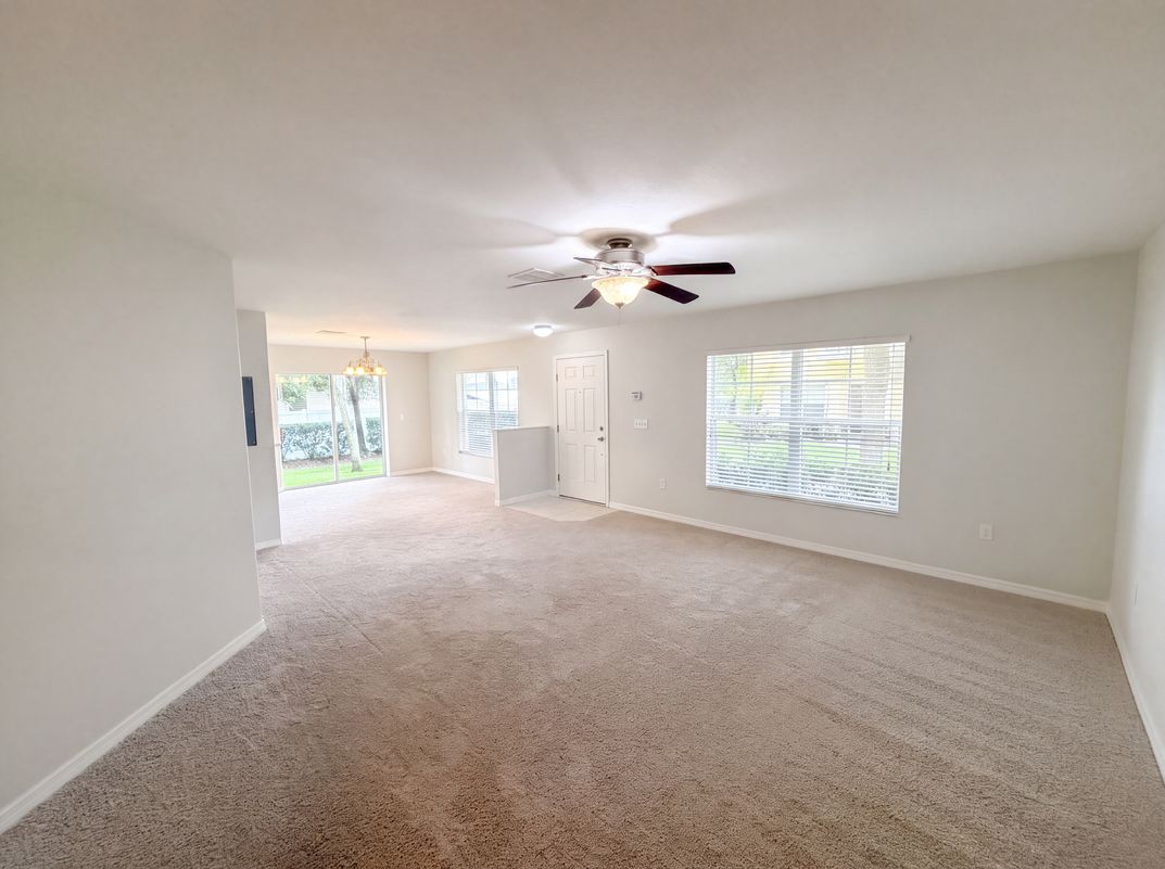 Property photo 3 of 37557 Daliha Ter