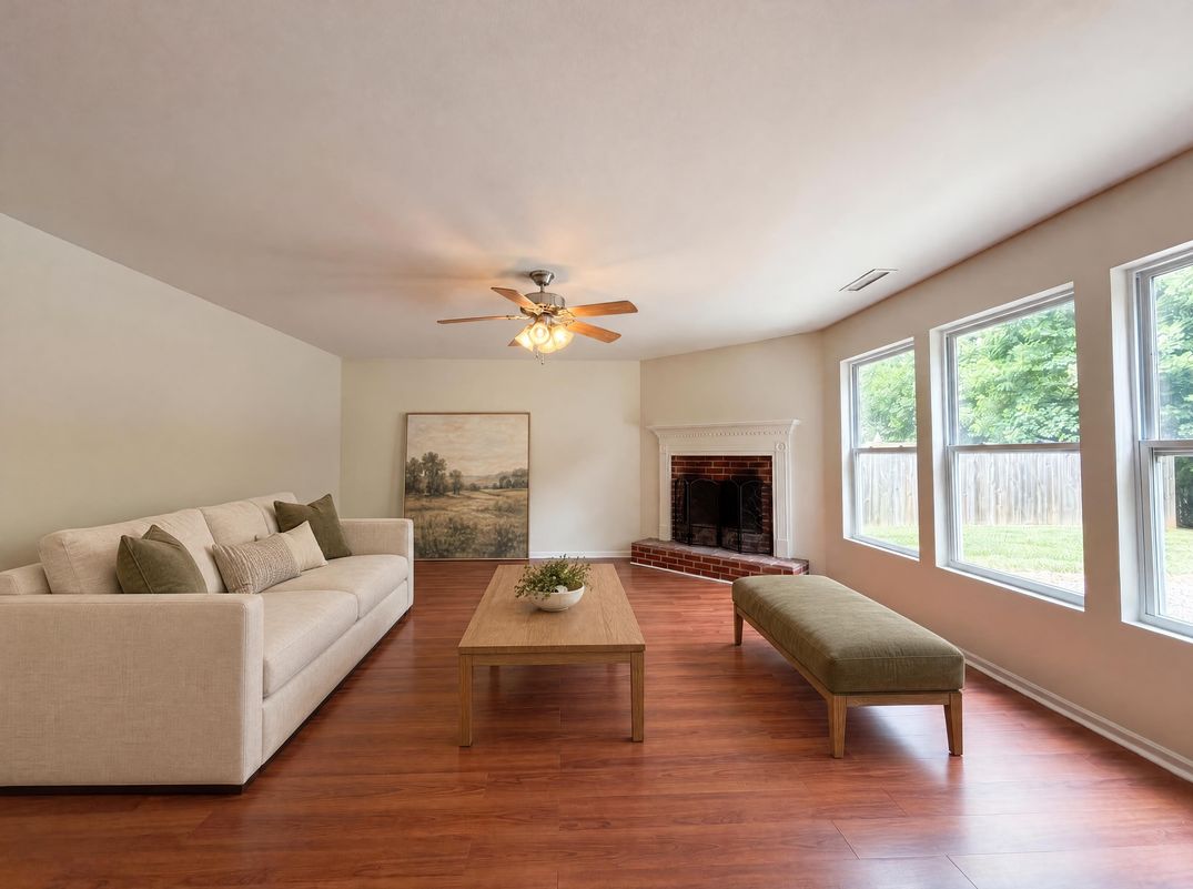 Property photo 3 of 382 Kendall Dr
