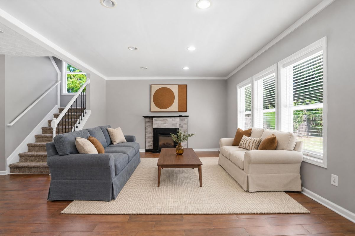 Property photo 3 of 1241 Pine Acre Dr