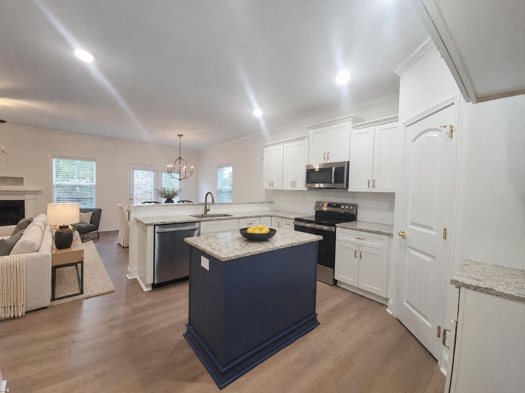 Property photo 2 of 30 Sunrise Ct