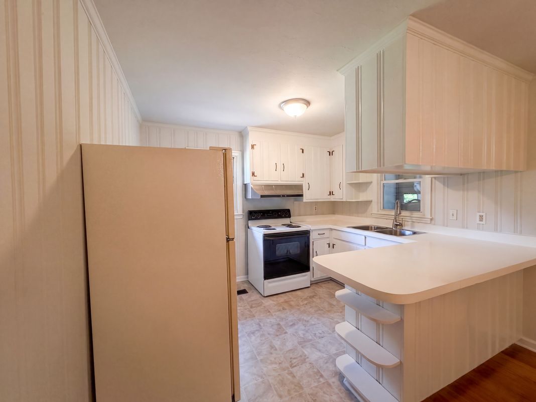 Property photo 2 of 5206 N Sumac Cir