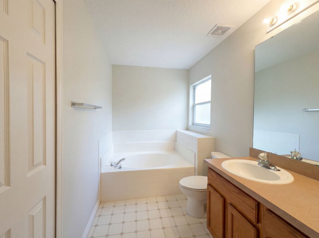 Photo 12 of 24 of 1021 Dekleva Dr, Apopka, FL