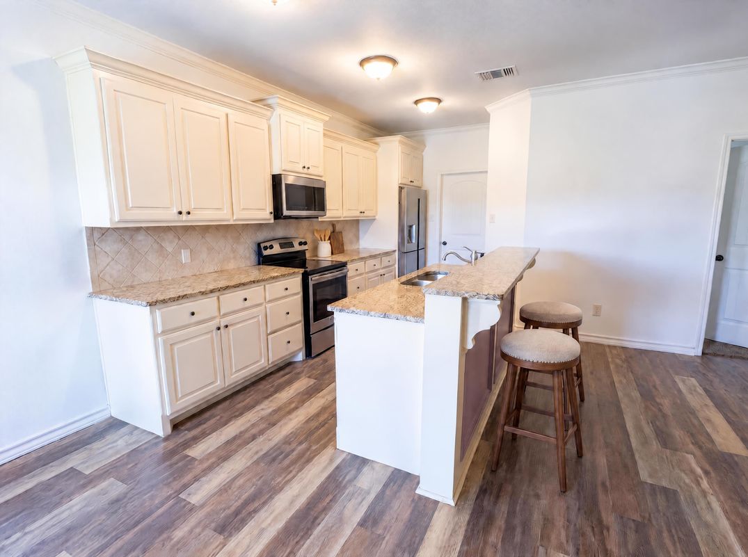 Property photo 2 of 8809 10th St