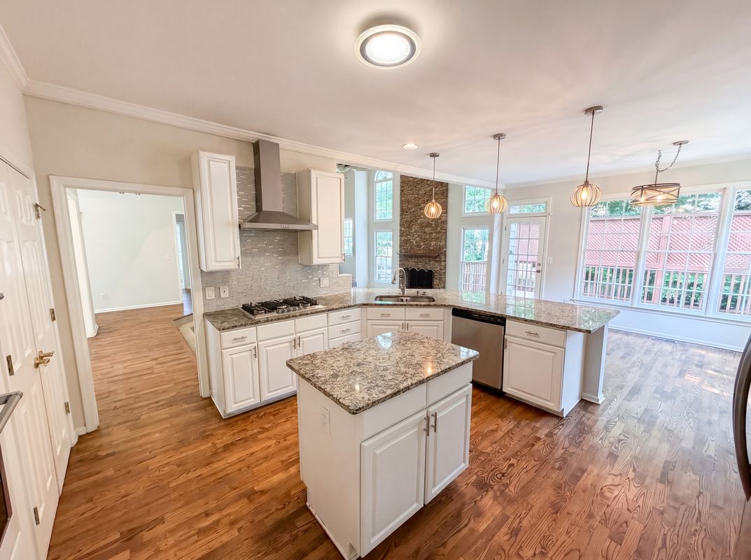 Property photo 2 of 165 Fieldstone Edge
