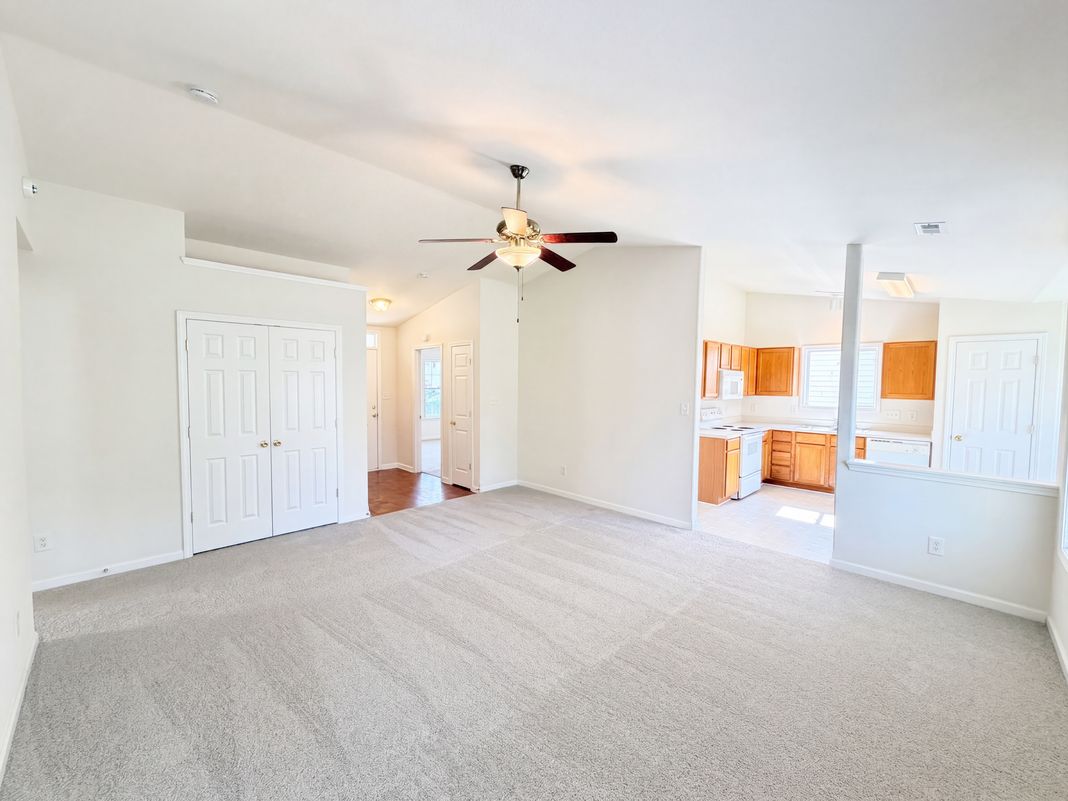 Property photo 3 of 10215 Orchard Grass Ct