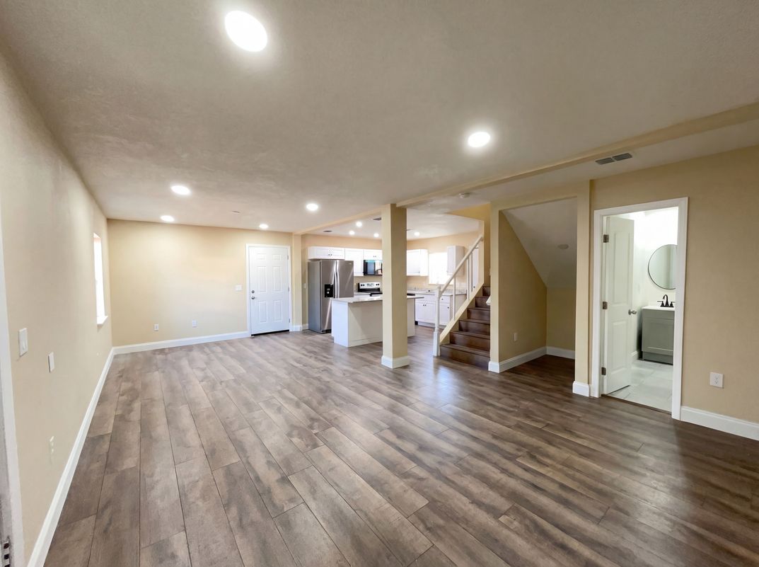 Property photo 3 of 546 Gifford Ct