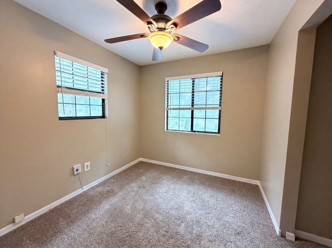 Property photo 3 of 94 Conifer Cir