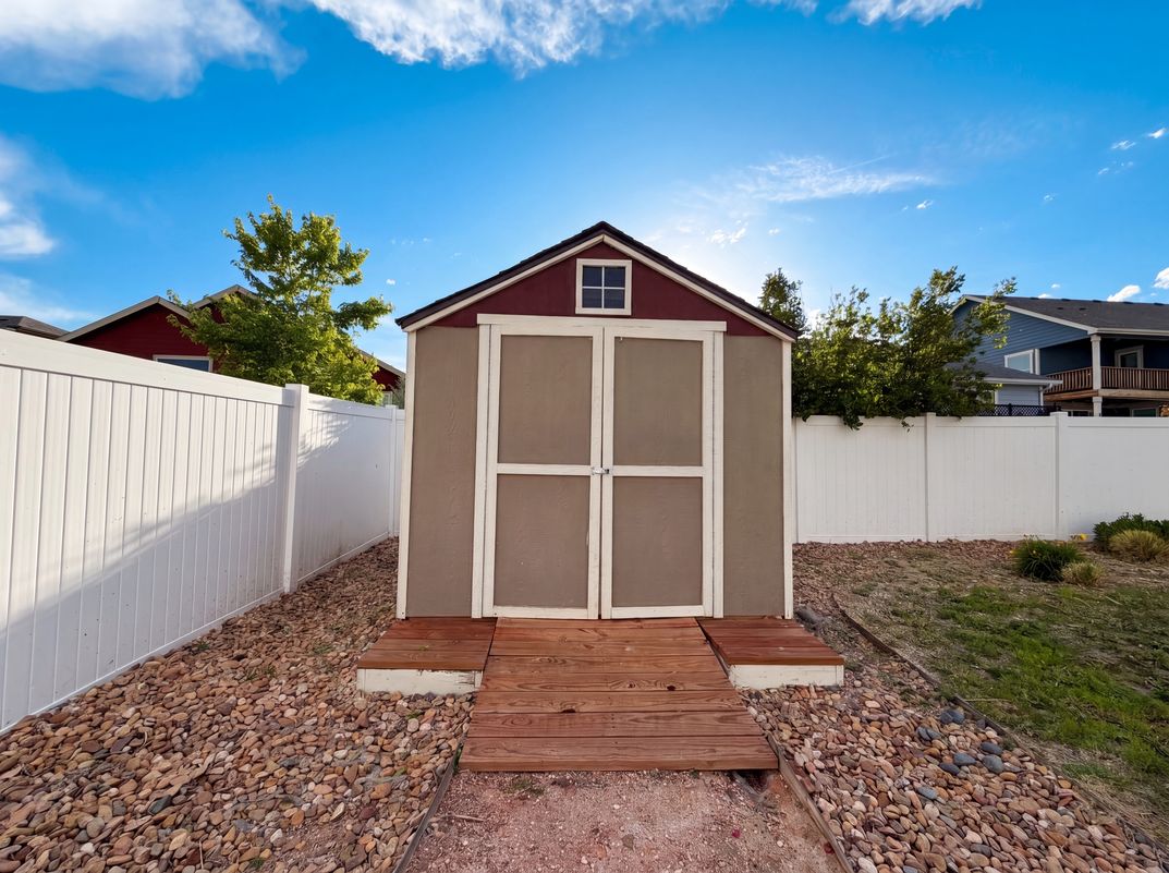 Photo 45 of 47 of 2403 Tabor St, Berthoud, CO