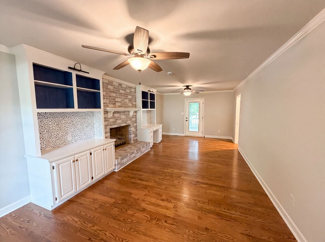 Property photo 3 of 4224 Old Forge Dr