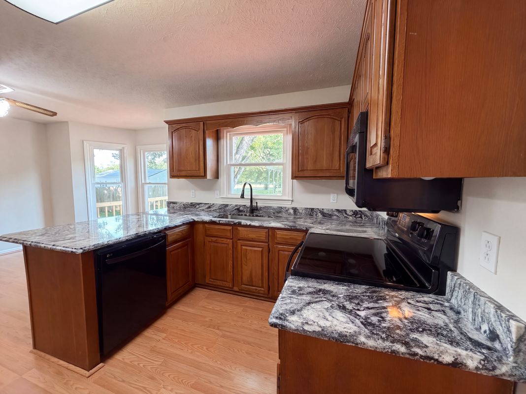 Property photo 2 of 953 Pleasant Run Rd
