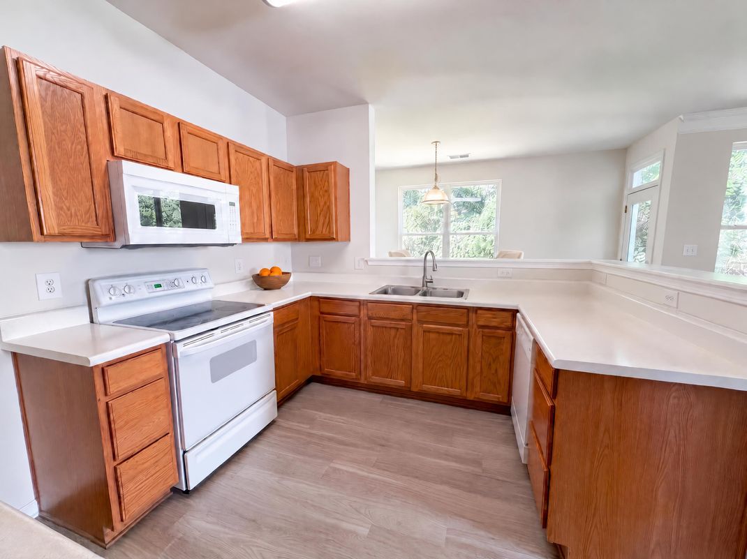 Property photo 2 of 4735 Nijinsky Ct