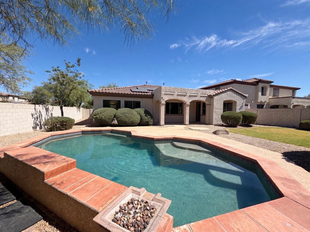 Photo 5 of 34 of 4615 W Powell Dr, New River, AZ