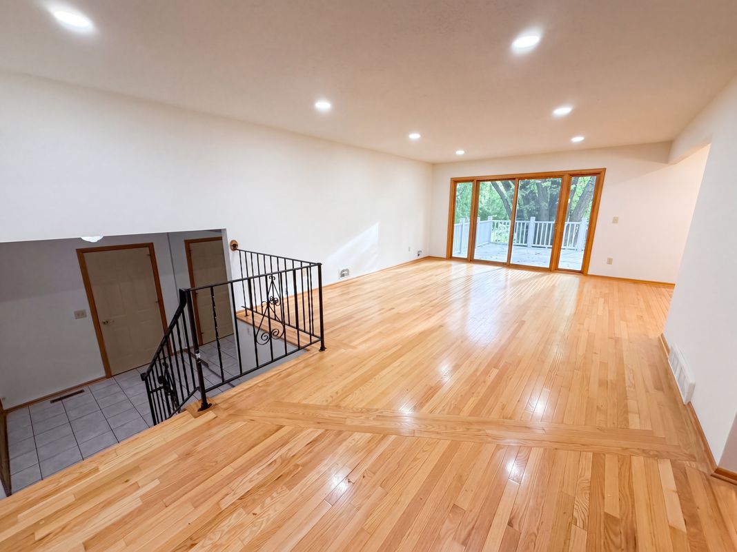 Property photo 3 of 12228 Allen Dr