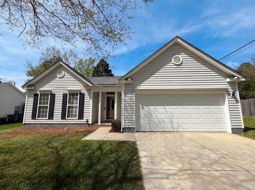 Property photo 1 of 12525 Panthersville Dr