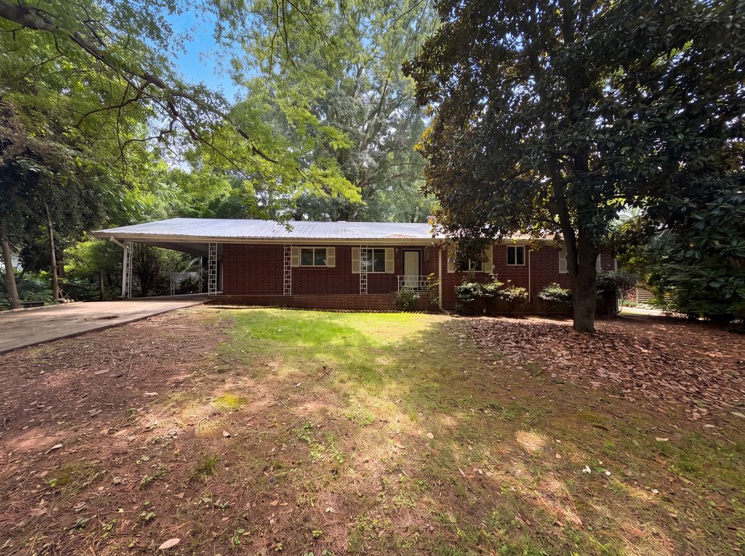 Property photo 1 of 127 Walker Ave