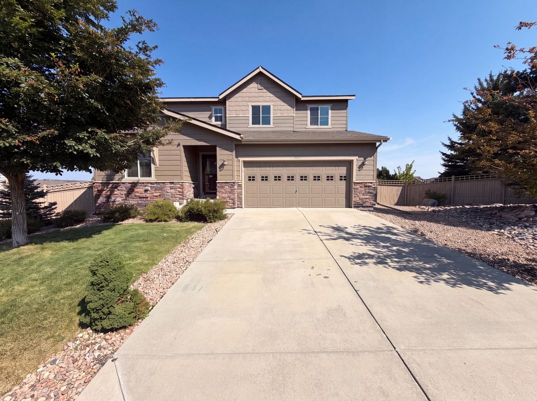 Property photo 1 of 4219 Dunsinane Way