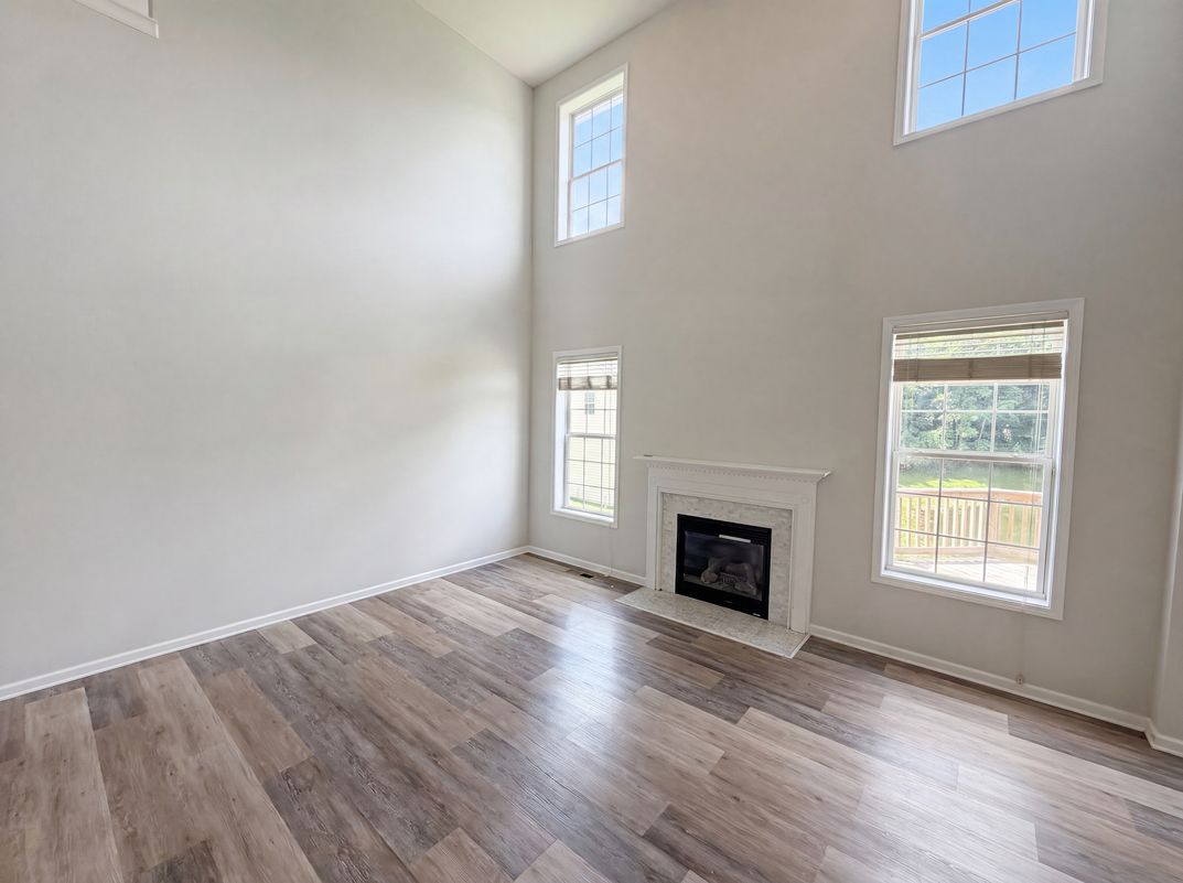 Property photo 3 of 7212 Maple Bluff Pl