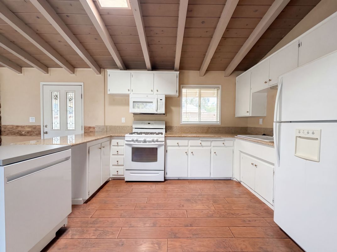 Property photo 2 of 1145 Rivera Dr