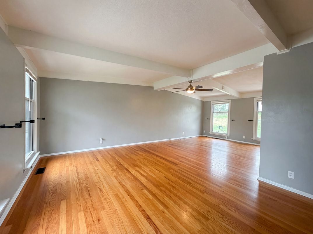 Property photo 3 of 510 Wicklow Dr