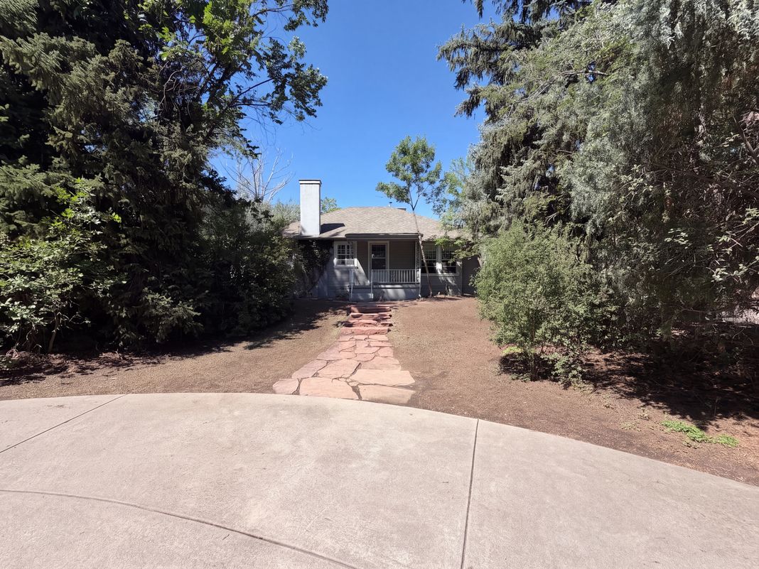 Property photo 1 of 1395 Orchard Rd